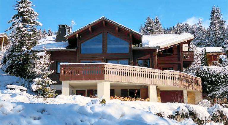 Chalet with 6 rooms for 12 persons — photo 3