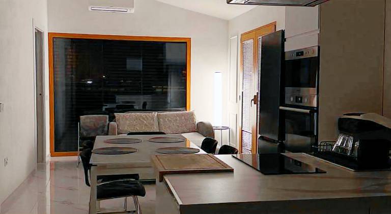 Serviced apartment with yard, BBQ & terrace — photo 3