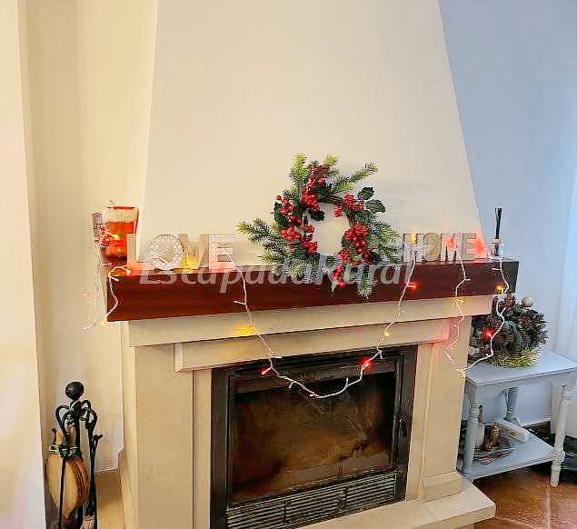 Family-oriented cottage with yard, grill & patio | Garden view | Close to the beach | Pets are welcome — photo 5