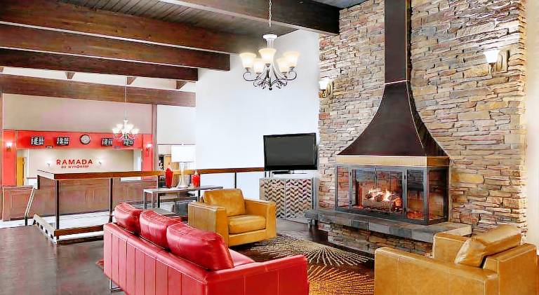 Ramada by Wyndham Spokane Airport — photo 3