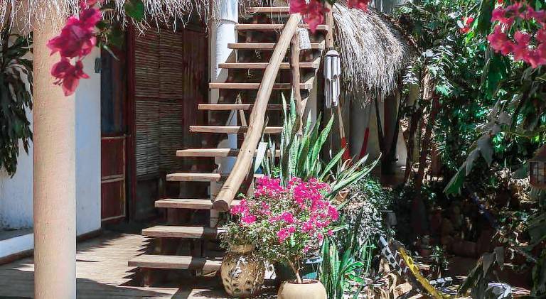 Una Posada Mas — photo 3