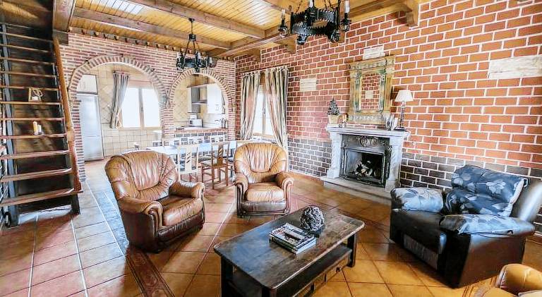 Beautiful house with pool & hot tub | Dogs allowed in Salamanca