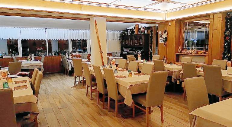 Albergo Ristorante Cacciatori — photo 2