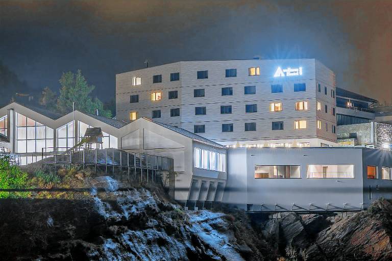 WellnessHostel4000 in Saas Grund