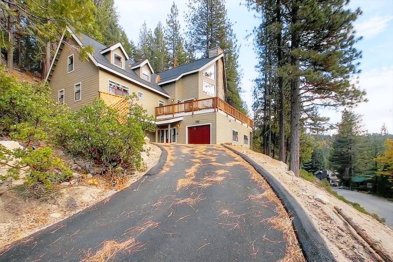 House  Yosemite West