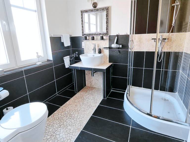 Geräumige Ferienwohnung Kaptain´s Kombüse mit Terrasse in Strandnähe in Burhave — photo 5