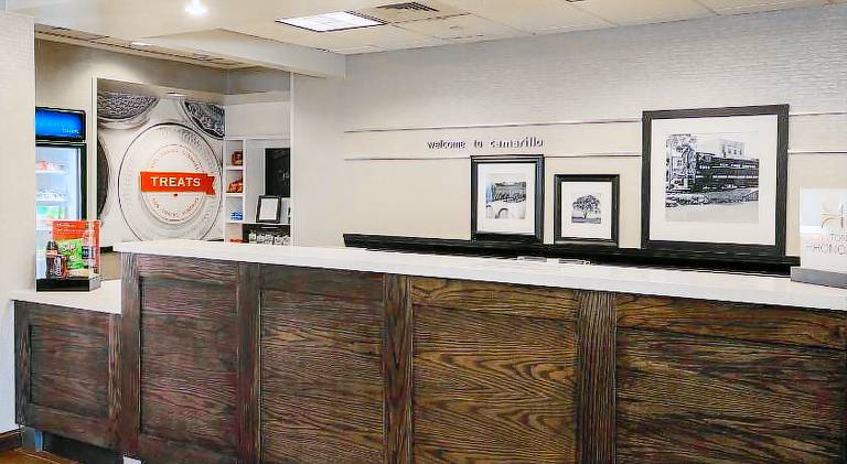Hampton Inn & Suites Camarillo — photo 5