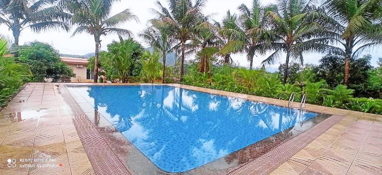 Resort Khopoli