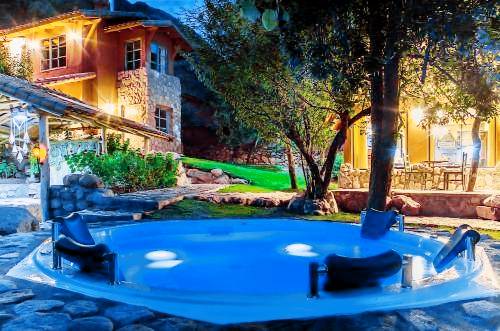 Resort Yanaconas