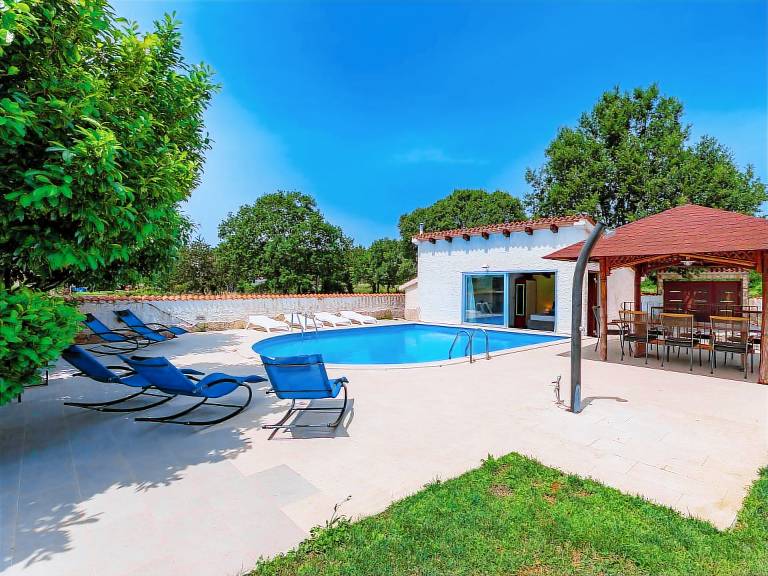 Ferienhaus  Šišan