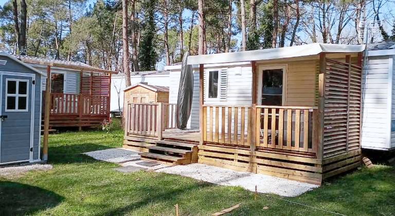 Mobil home confort dans impasse boisee