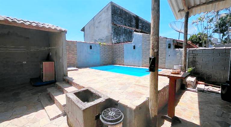House with pool in Bertioga