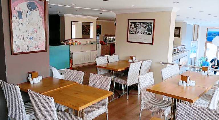 Hotel Crowded House — photo 2