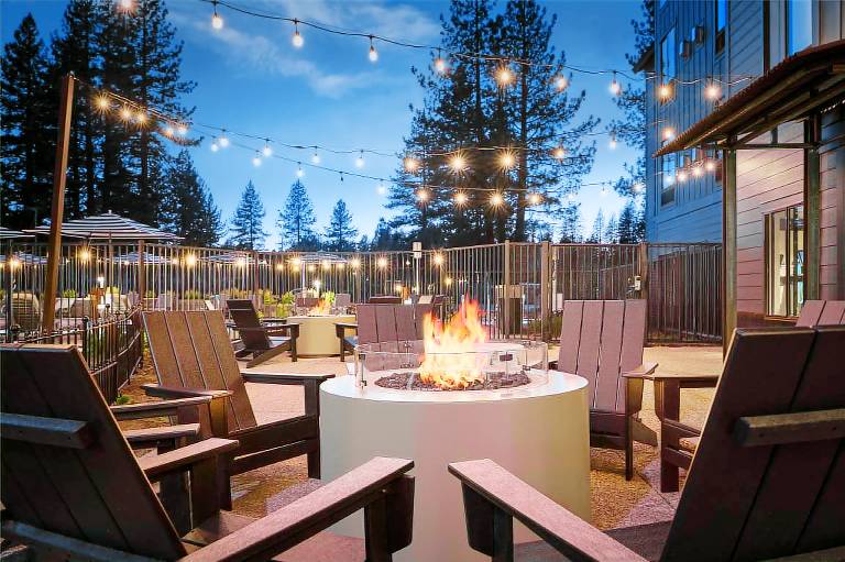 Martis Valley Lodge Truckee, Tapestry Collection by Hilton — photo 5