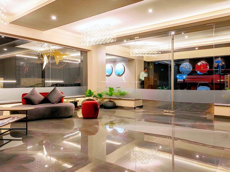 Little Mastiff Moshi by OTHPL