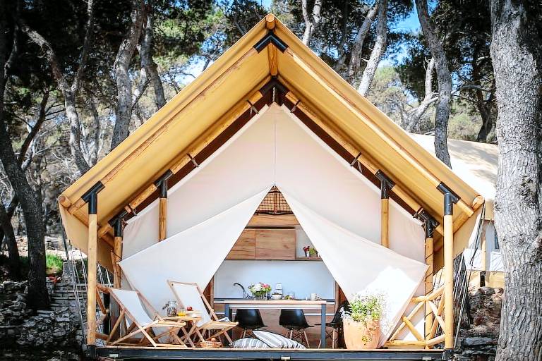 Camping-Unterkunft  Pomer