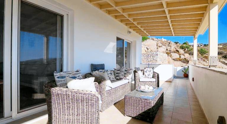 Villa with patio, garden & private pool | Suitable for remote work — photo 4