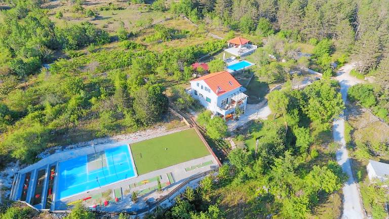 Villa Brštanovo