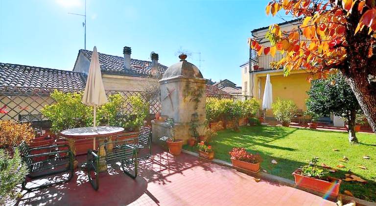 House with 6 rooms for 13 persons — photo 4