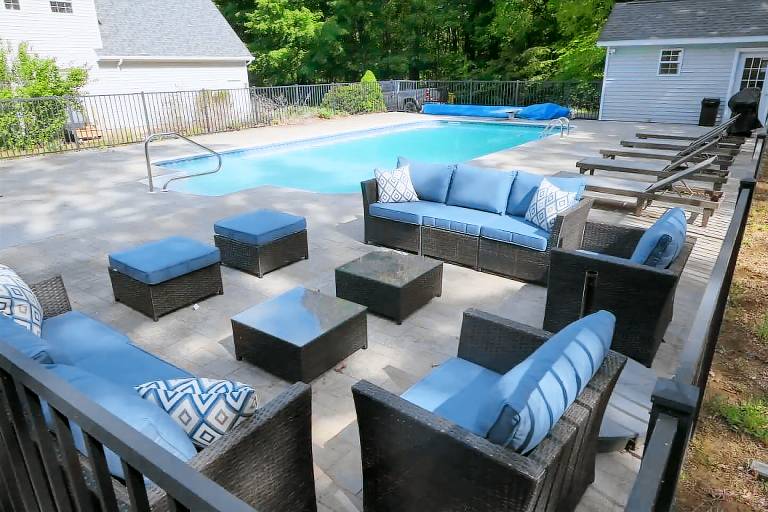 House Saratoga Springs