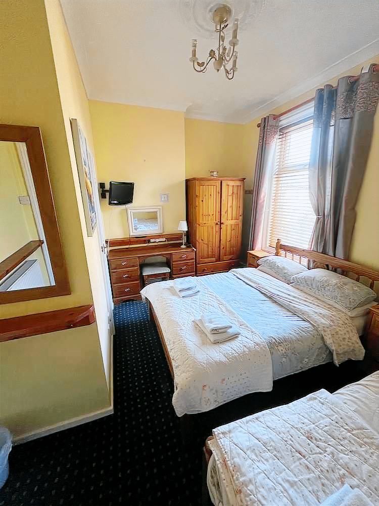 Bed & Breakfast  Blackpool