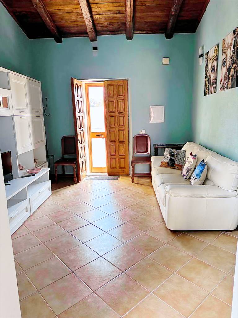Beautiful vacation home with yard | Pets allowed in Oristano