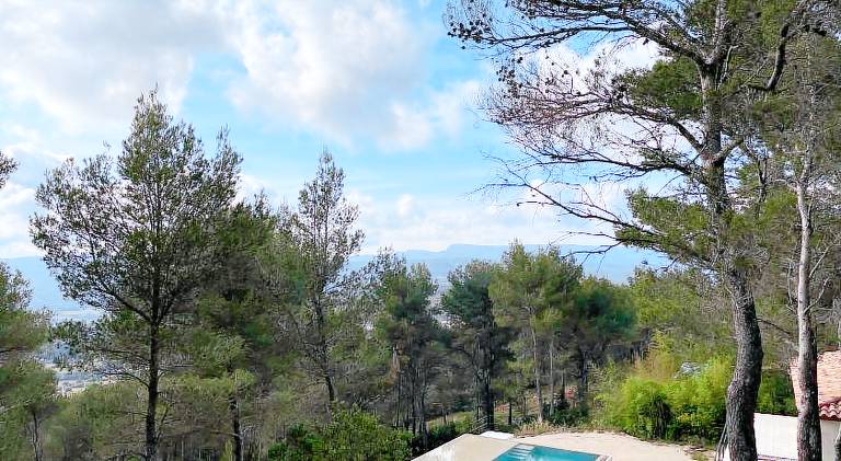 Wonderful villa with pool & hot tub | Pets are welcome — photo 3