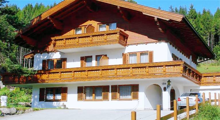 Apartment with terrace, BBQ & garden | Close to the ski | Pet-friendly — photo 2