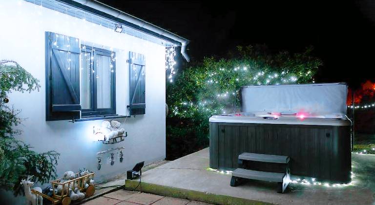 House with jacuzzi | Pets allowed — photo 3