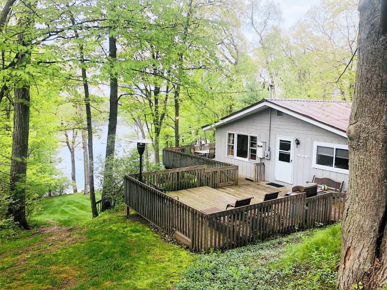 House  Three Rivers