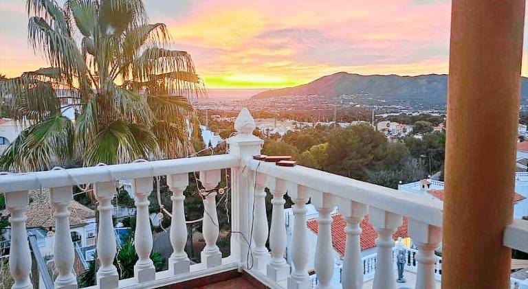 Villa with private pool, garden & terrace — photo 4