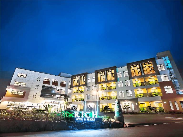 Jeju Rich Hotel