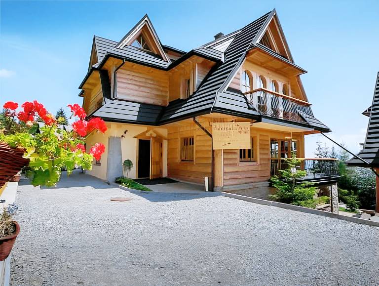 Serviced apartment with garden & terrace in Koscielisko