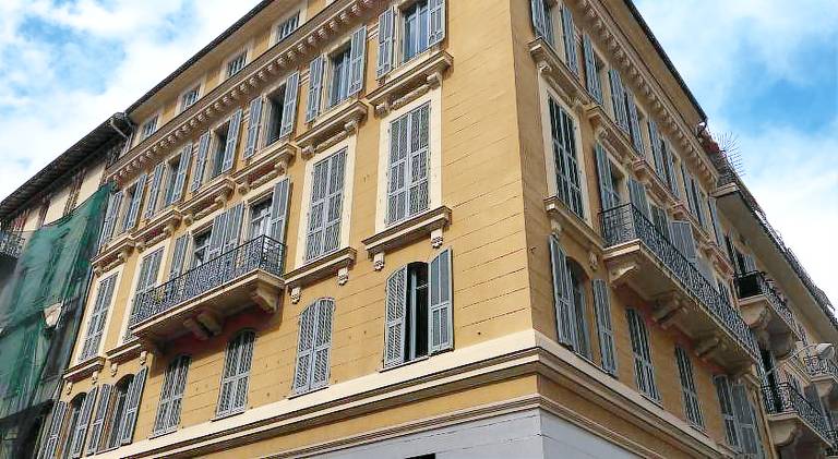Palais Gioffredo place Massena — photo 2