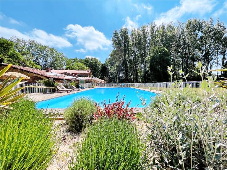 Apartment  La Châtaigneraie
