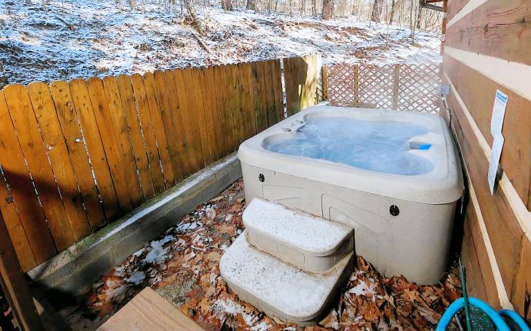 Sweet Annie - Outdoor Hot Tub, Pool Table, Arcade Games Mountain Views! — photo 3