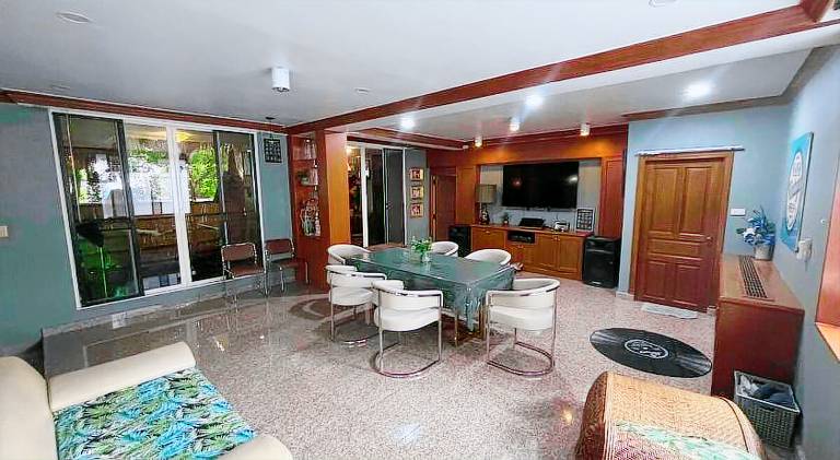 House with patio | Pets allowed — photo 4
