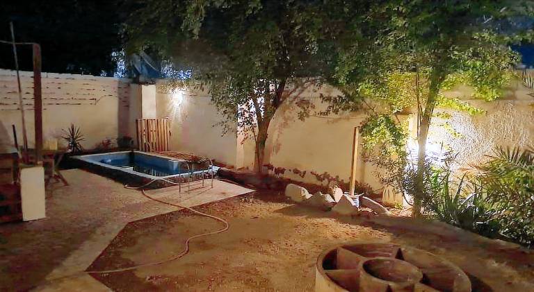 Villa with pool — photo 5