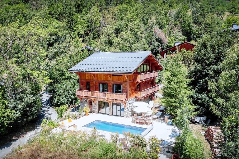 Family-friendly beautiful chalet with garden, grill & terrace | Good for workation | Dogs allowed — photo 3