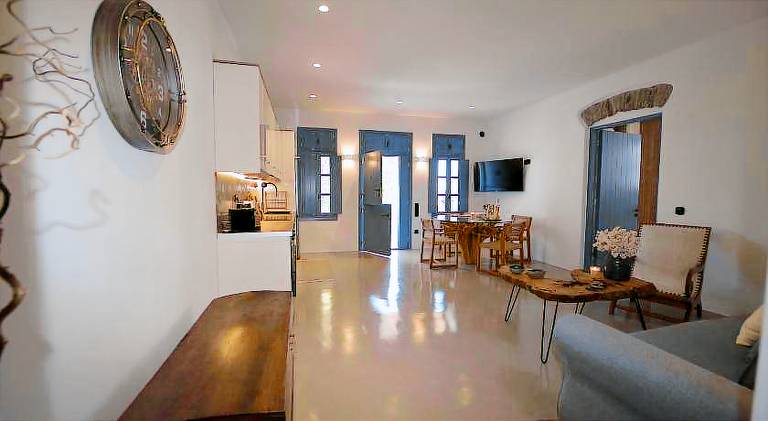 Pleasant apartment with patio | Pets allowed — photo 4