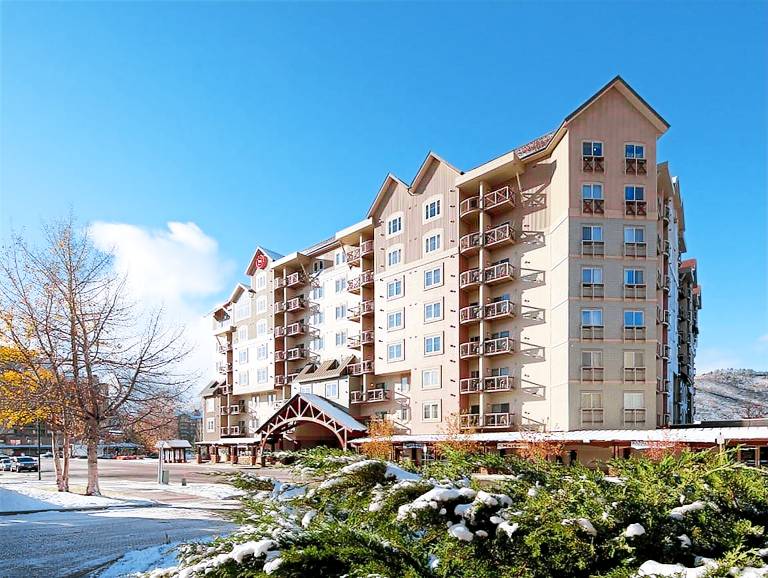 Villa Avon
