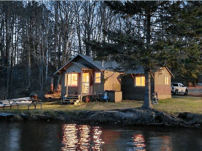 Cabin Drummond