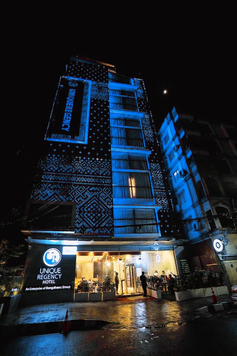 Unique Regency Hotel