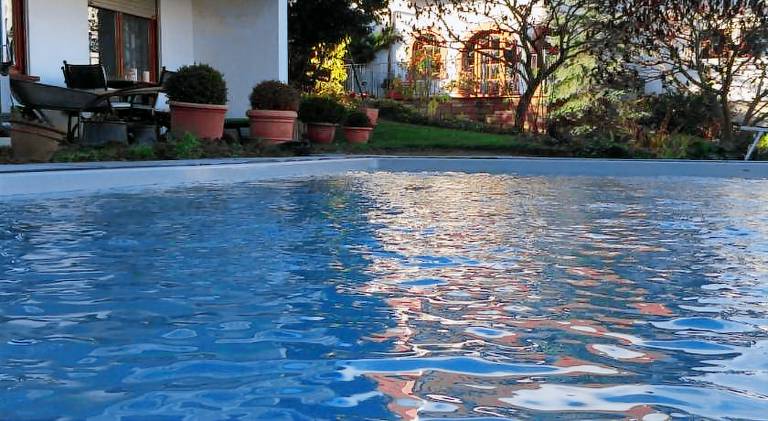 Apartment with pool | Pets allowed — photo 3