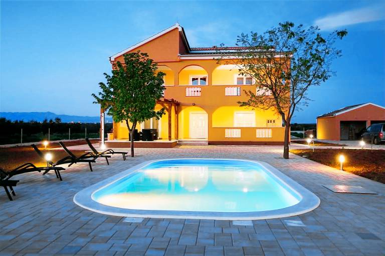 Vila Zemunik Gornji