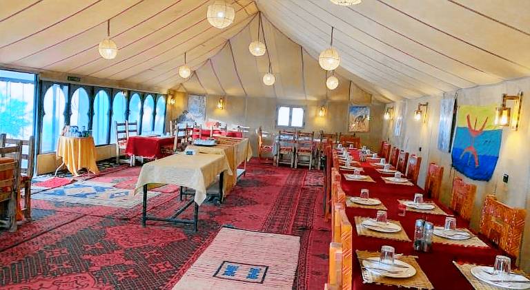 Tent with garden & patio | Pet-friendly — photo 4