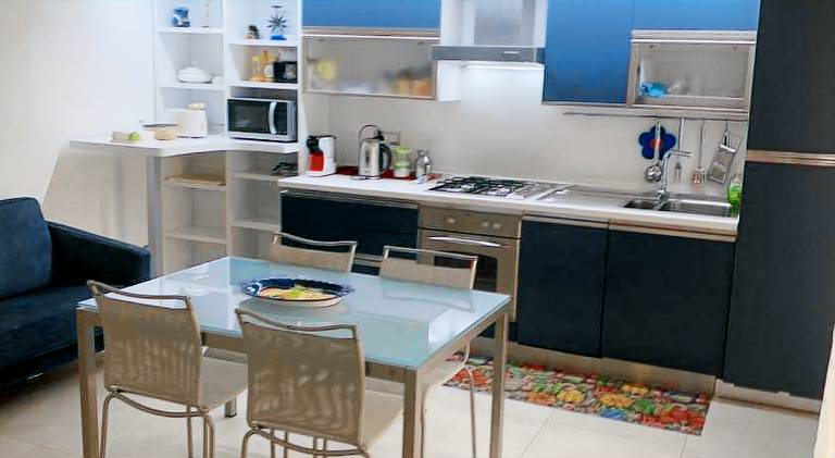 Apartment with 2 rooms for 4 persons — photo 5