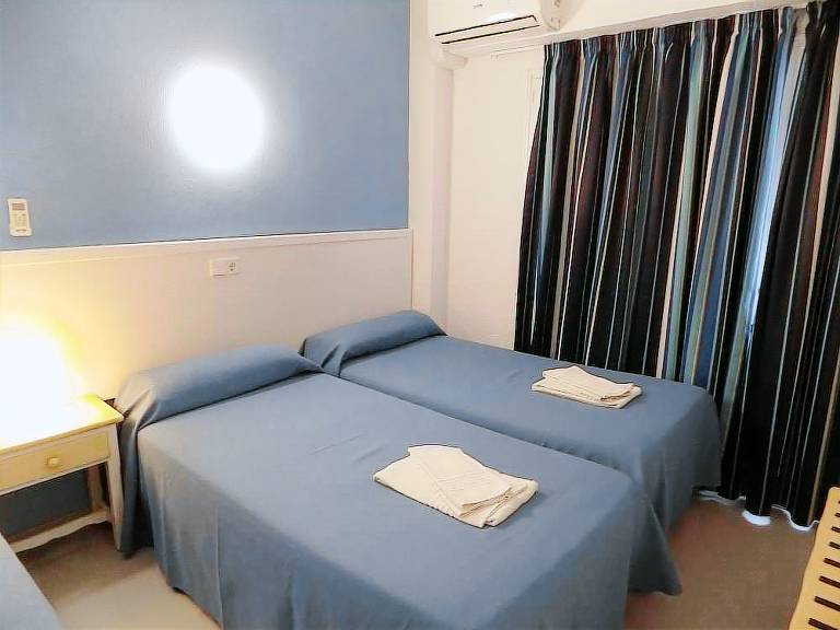 Hostel S'Arenal