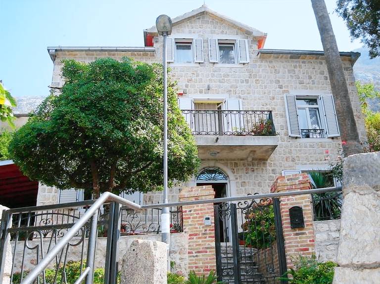 Apartment Kotor