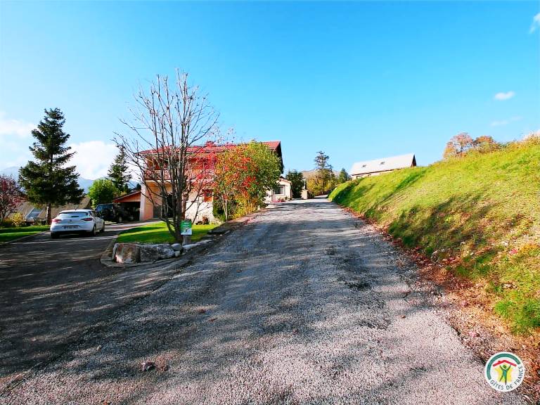 Pleasant gite with terrace & yard | Pet-friendly — photo 2